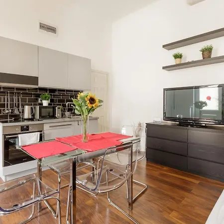 Apartment Red Dot Two - New Unit In The Heart Of Party Town Budapest