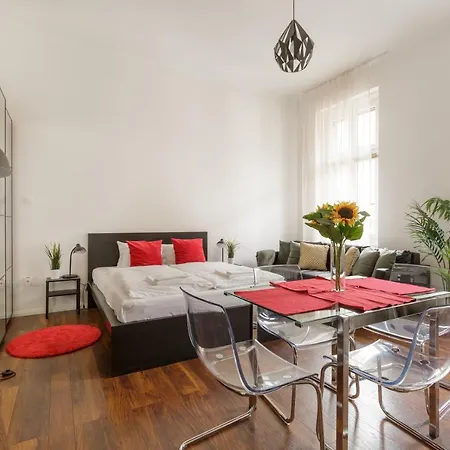 Red Dot Two - New Unit In The Heart Of Party Town Budapest